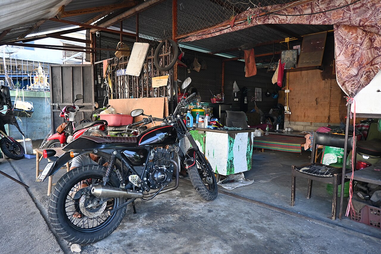 Suasana ServisMotor Tebet